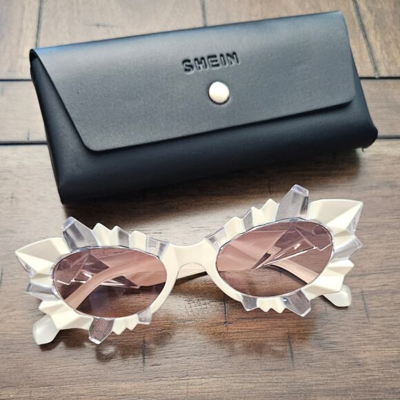 Shein Wing Tip Deco Mod Teal Sunglasses New new in case - Picture 4 of 4